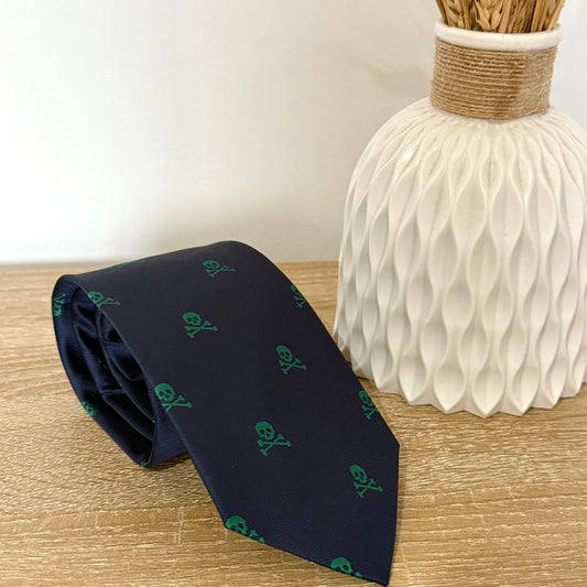 CORBATA CALAVERA