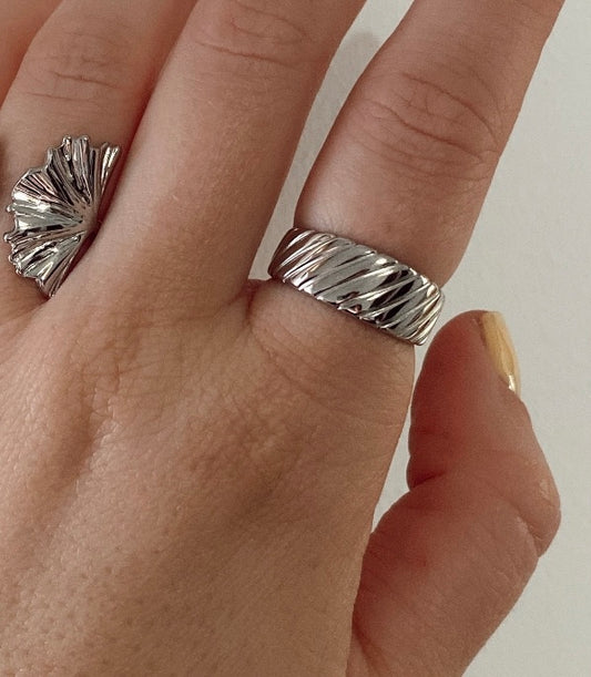 ANILLO ACERO CROISSANT PLATEADO