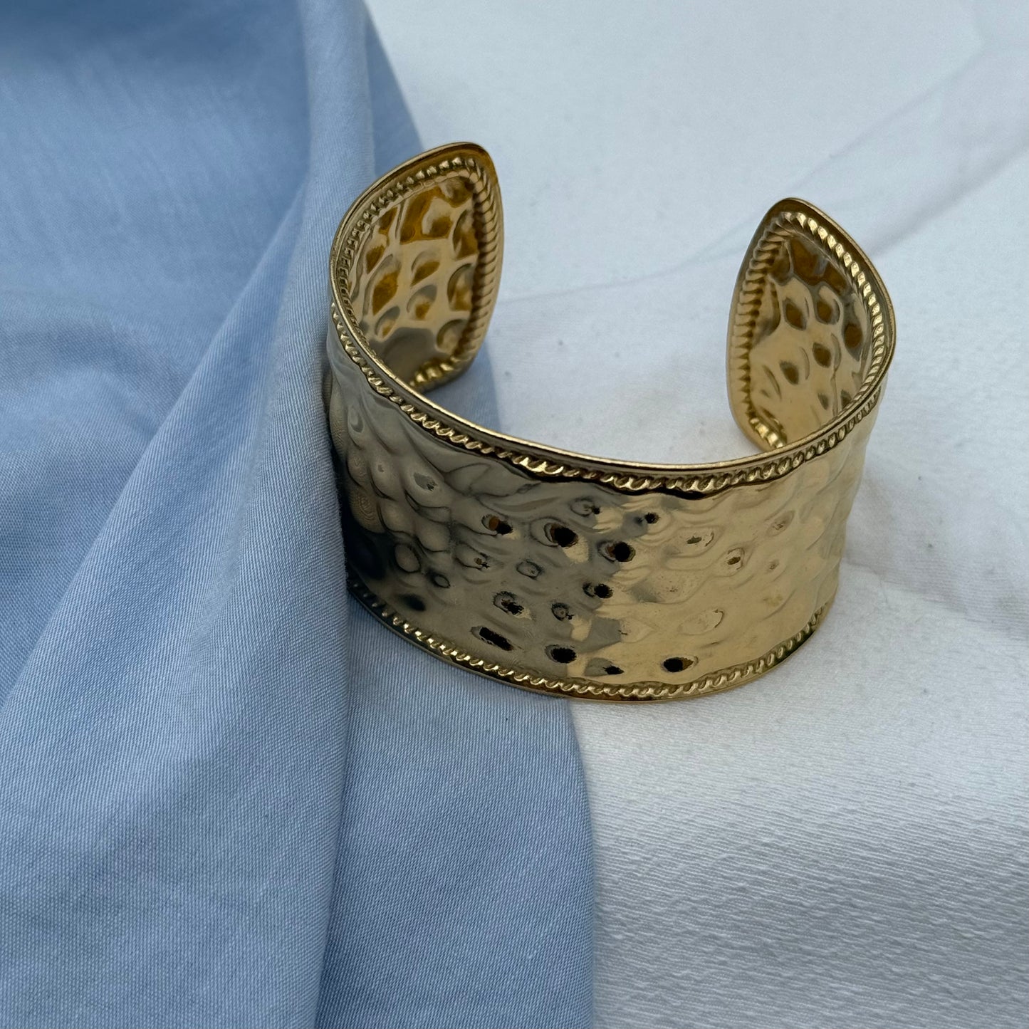 BRAZALETE RELIEVE