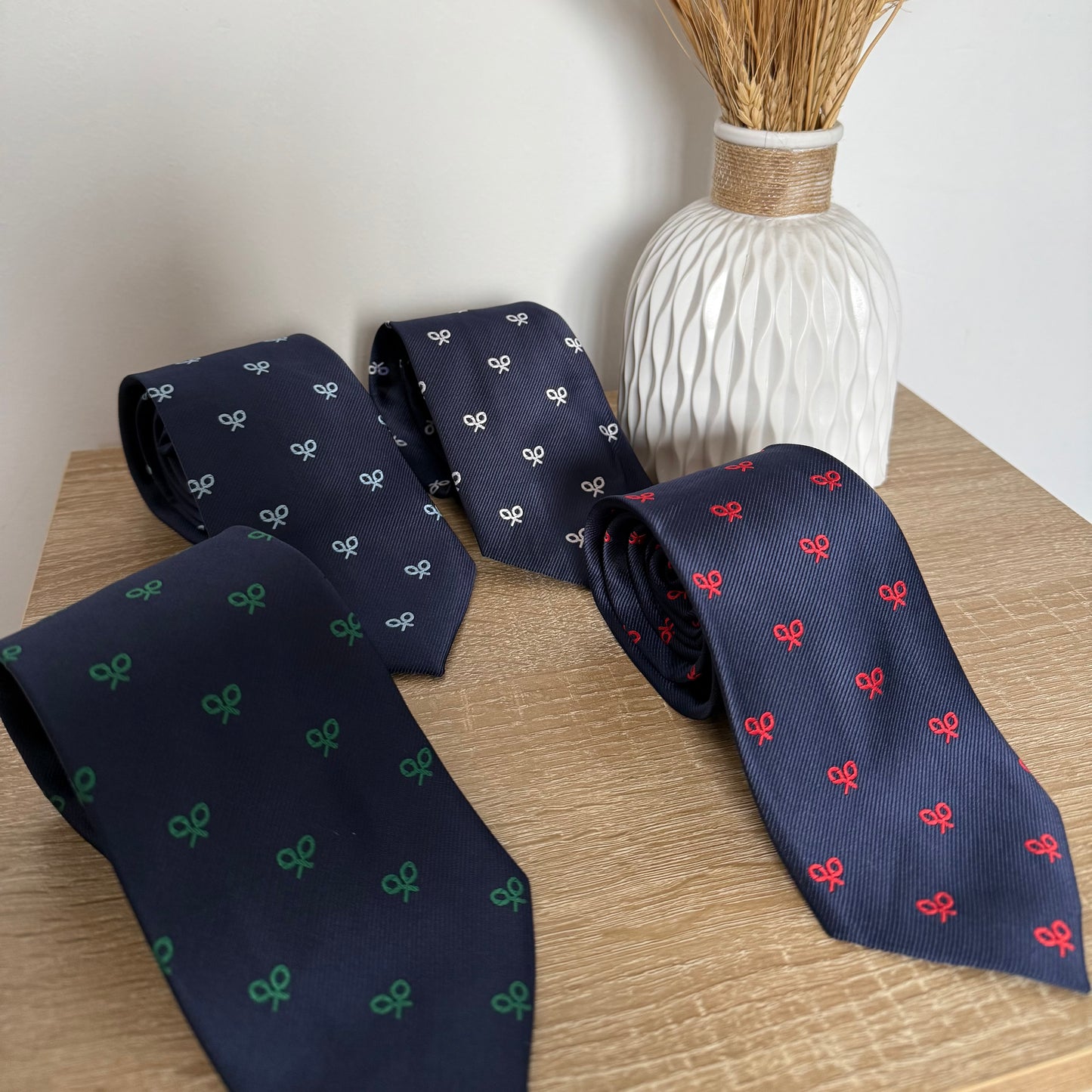 CORBATA RAQUETAS