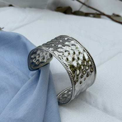 BRAZALETE RELIEVE