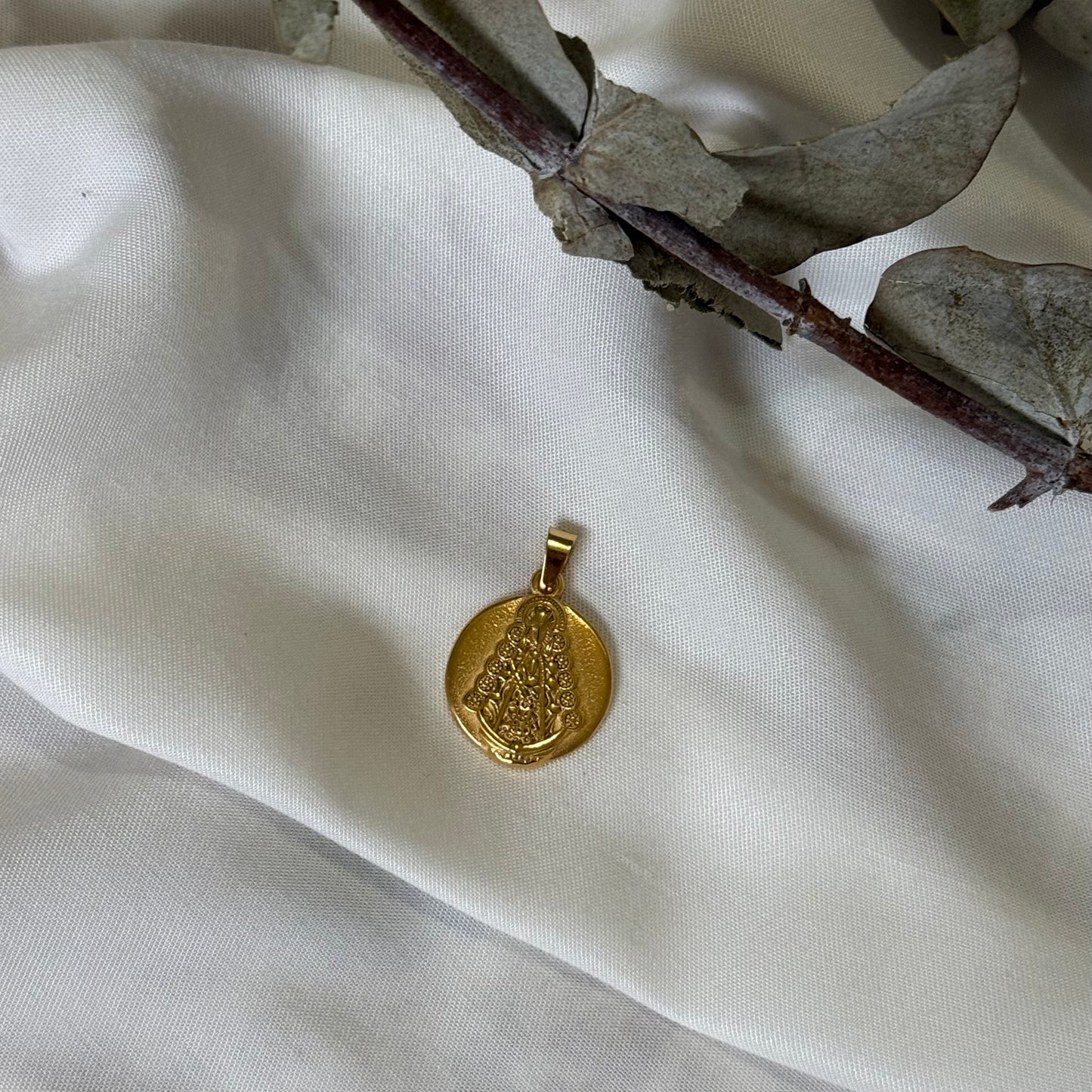 MEDALLA REDONDA VIRGEN DEL ROCIO